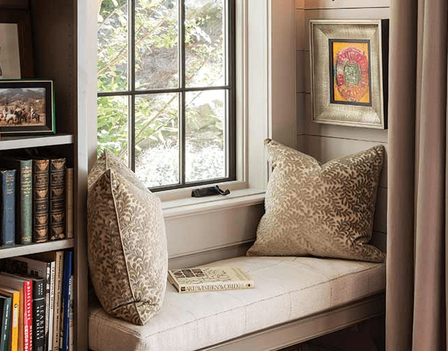 HOW TO MAKE A COZY READING NOOK IN YOUR HOME!