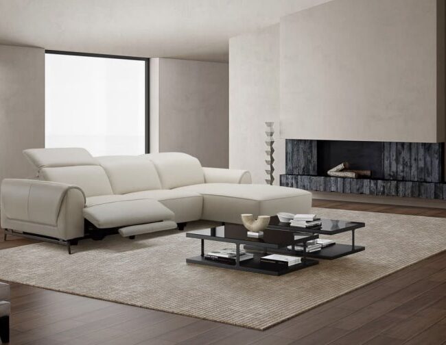 How to Decide On Furniture for Smaller Living Rooms